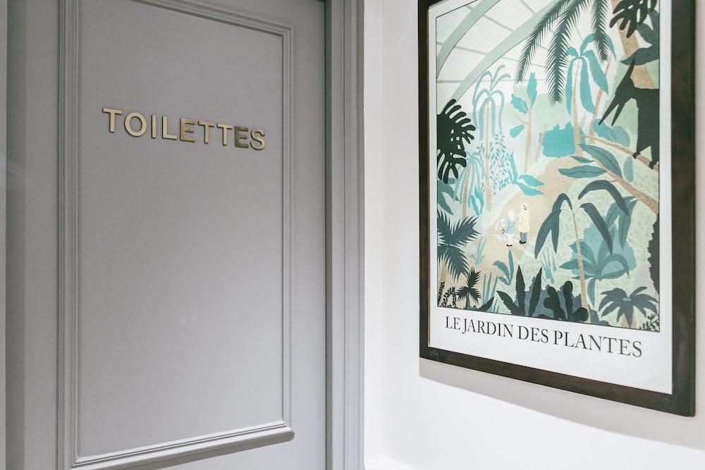 Hotel Saint Christophe Paris Bagian luar foto