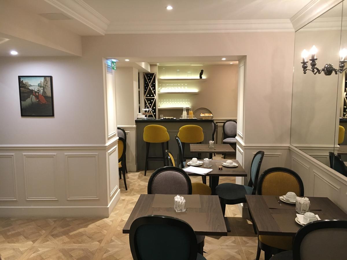 Hotel Saint Christophe Paris Bagian luar foto
