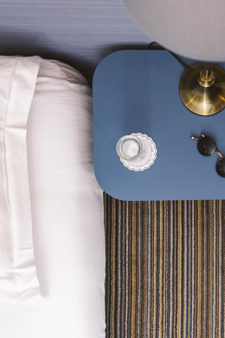 Hotel Saint Christophe Paris Bagian luar foto