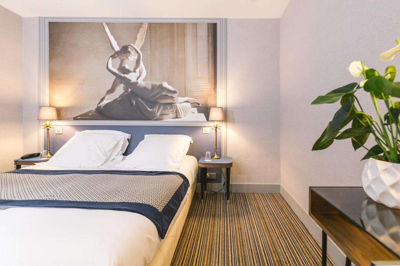 Hotel Saint Christophe Paris Bagian luar foto