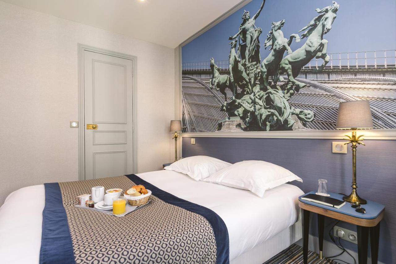 Hotel Saint Christophe Paris Bagian luar foto